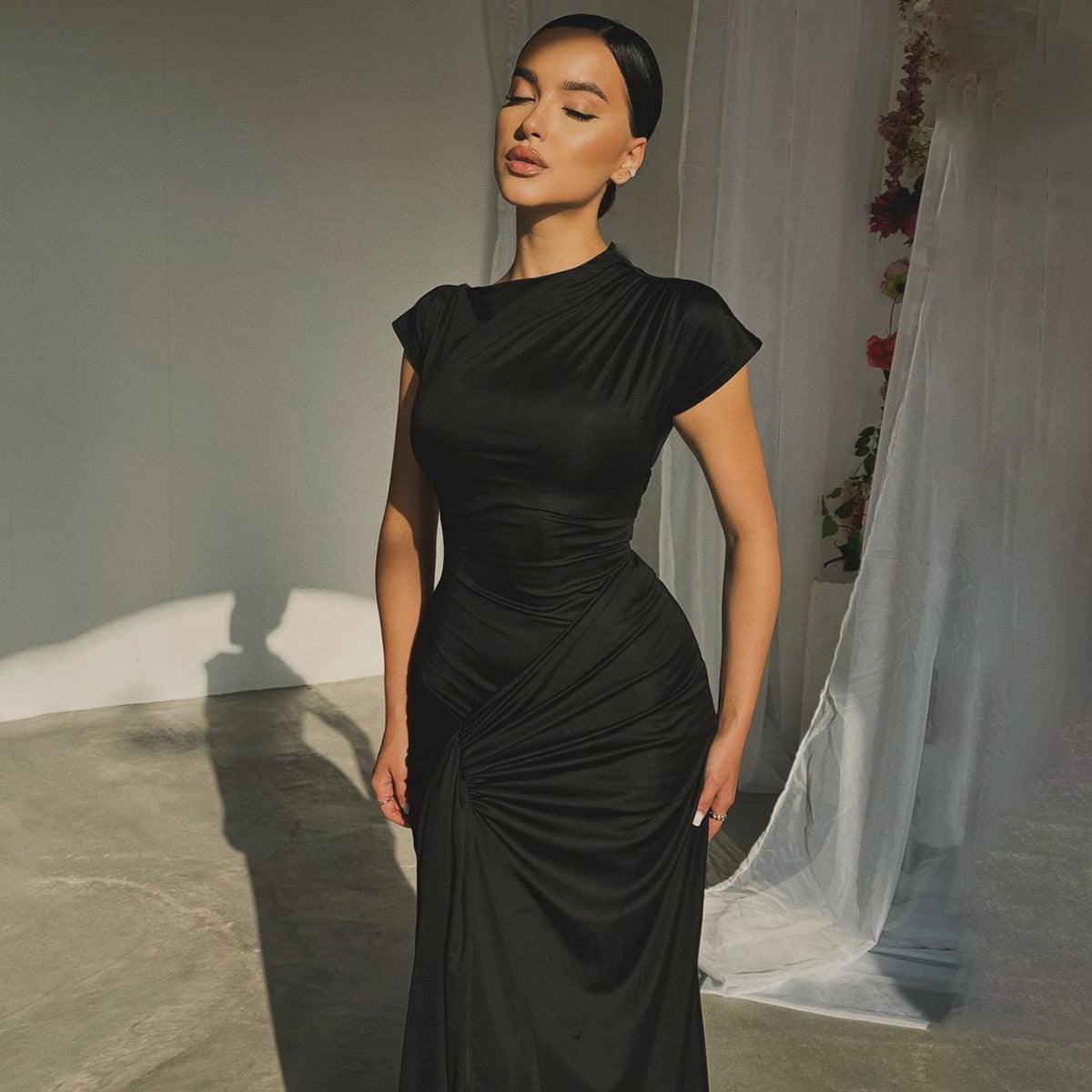 Women's Pleated Lace-Up Midi Dress – Slim Fit Round Neck